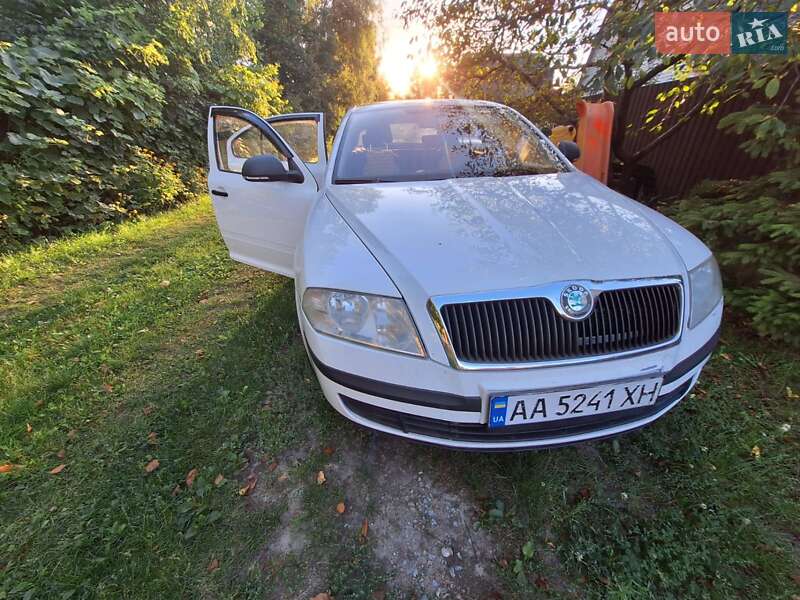 Лифтбек Skoda Octavia 2011 в Киеве