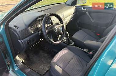 Лифтбек Skoda Octavia 2000 в 