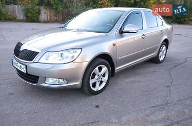 Лифтбек Skoda Octavia 2012 в 