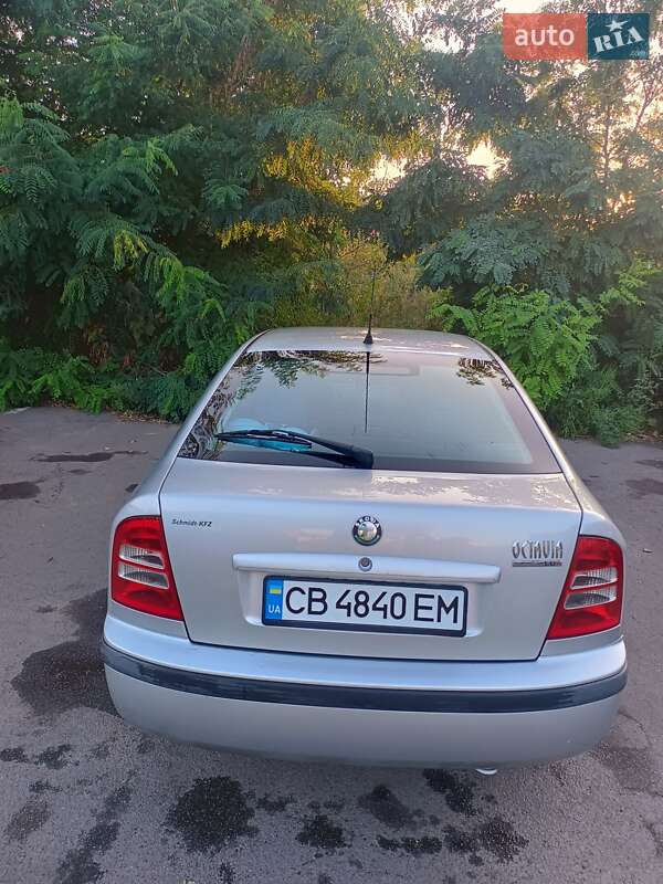 Лифтбек Skoda Octavia 2001 в Чернигове