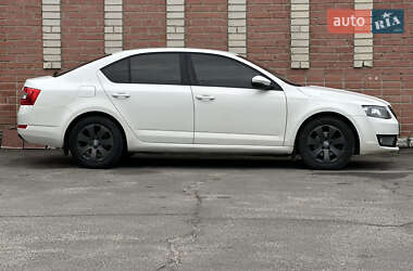 Лифтбек Skoda Octavia 2014 в 