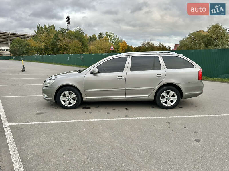 Універсал Skoda Octavia 2012 в Івано-Франківську фото 2 Універсал Skoda Octavia 2012 в Івано-Франківську