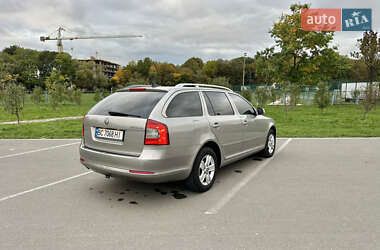 Универсал Skoda Octavia 2012 в 