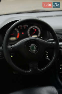 Лифтбек Skoda Octavia 2005 в 