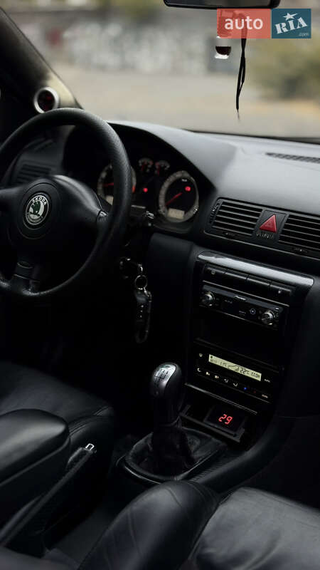 Ліфтбек Skoda Octavia 2005 в Дніпрі