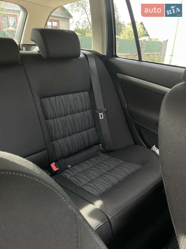 Універсал Skoda Octavia 2008 в Рівному
