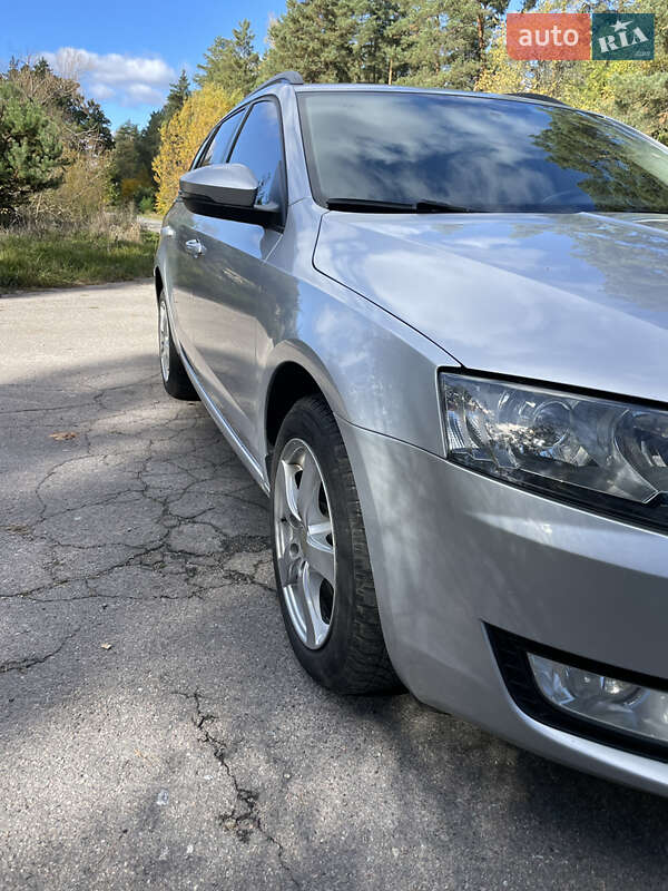 Универсал Skoda Octavia 2013 в Фастове