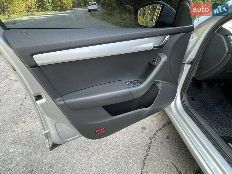 Универсал Skoda Octavia 2013 в Фастове