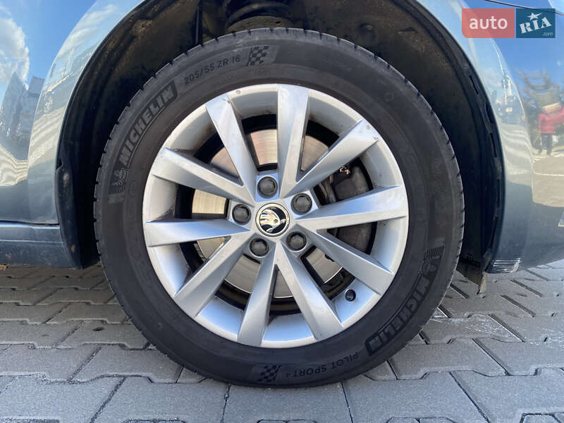 Лифтбек Skoda Octavia 2018 в Киеве