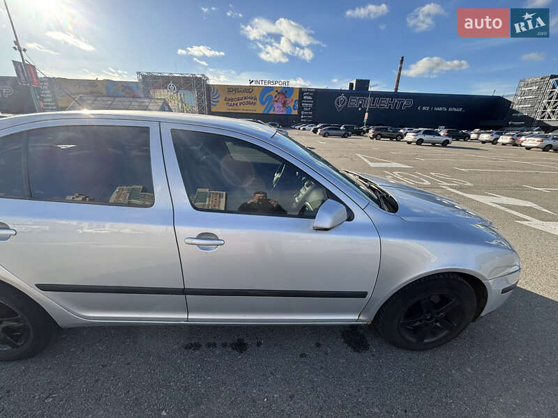 Лифтбек Skoda Octavia 2004 в Киеве
