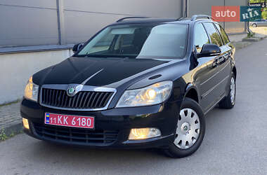 Универсал Skoda Octavia 2010 в 