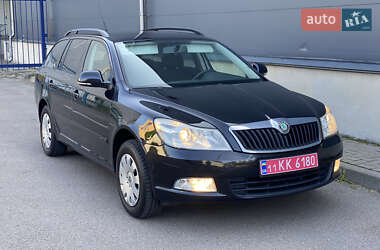 Универсал Skoda Octavia 2010 в 