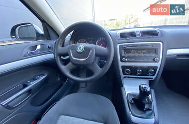 Универсал Skoda Octavia 2010 в 