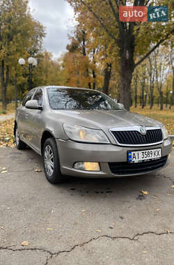 Лифтбек Skoda Octavia 2012 в 