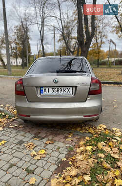 Лифтбек Skoda Octavia 2012 в 