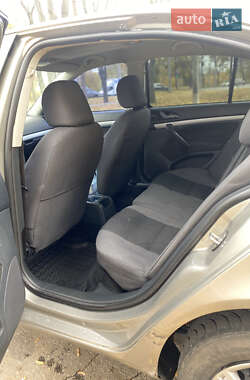 Лифтбек Skoda Octavia 2012 в 