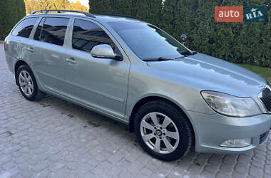 Универсал Skoda Octavia 2012 в 