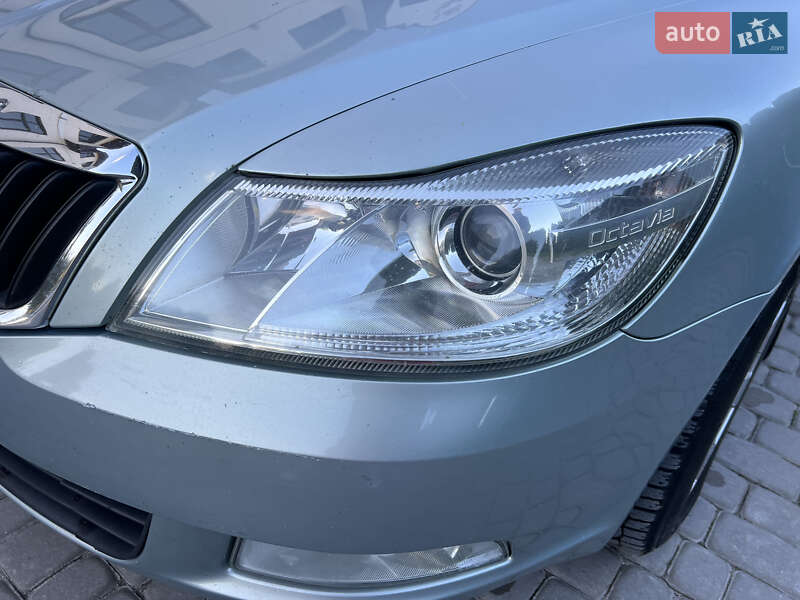 Универсал Skoda Octavia 2012 в Дунаевцах
