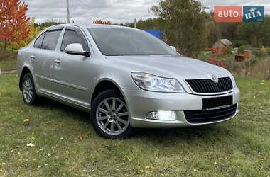 Ліфтбек Skoda Octavia 2010 в 
