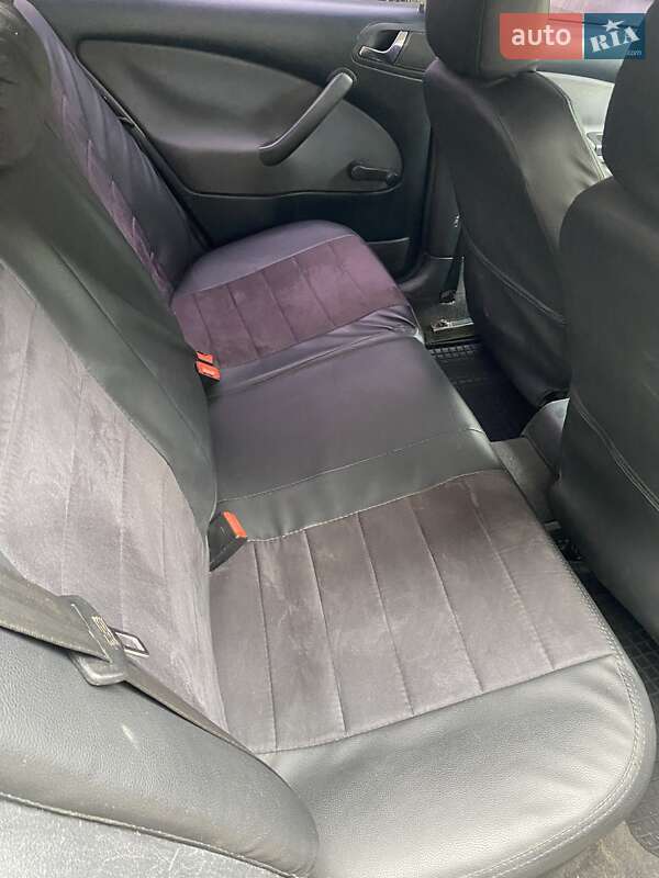 Лифтбек Skoda Octavia 2006 в Нежине фото 8 Лифтбек Skoda Octavia 2006 в Нежине