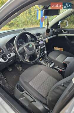 Универсал Skoda Octavia 2010 в 