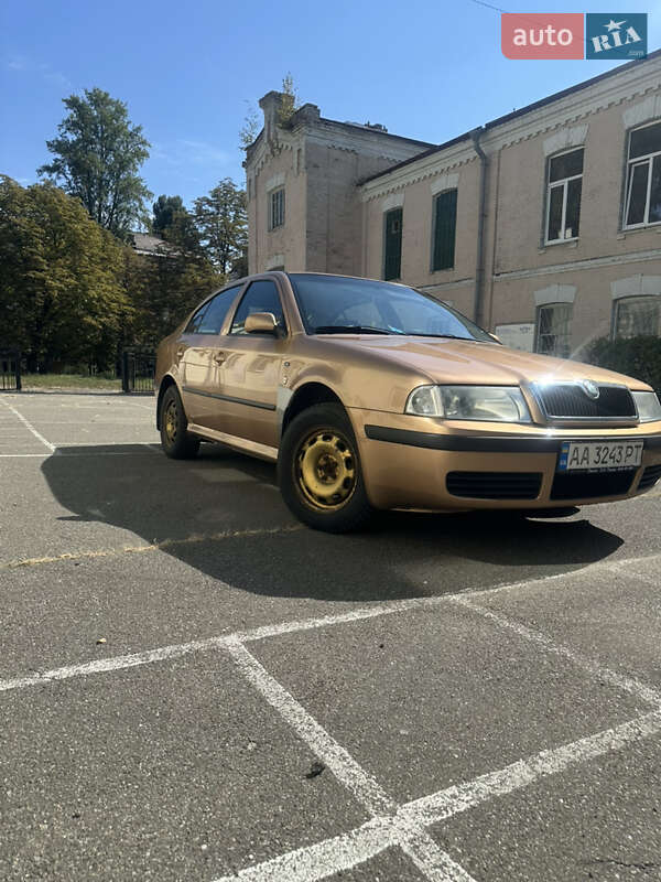 Ліфтбек Skoda Octavia 2001 в Києві