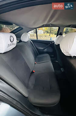 Лифтбек Skoda Octavia 2001 в 