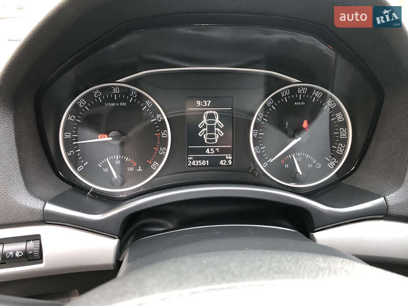 Универсал Skoda Octavia 2012 в Луцке фото 20 Универсал Skoda Octavia 2012 в Луцке