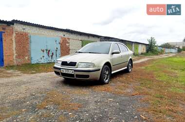 Ліфтбек Skoda Octavia 2005 в Харкові