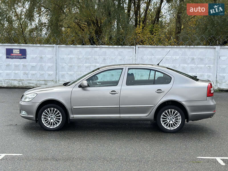 Лифтбек Skoda Octavia 2010 в Киеве