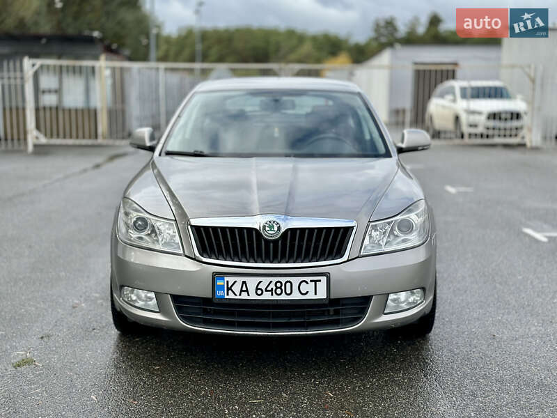 Лифтбек Skoda Octavia 2010 в Киеве