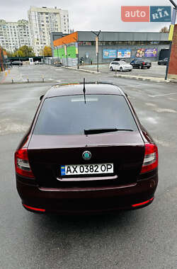 Лифтбек Skoda Octavia 2010 в 