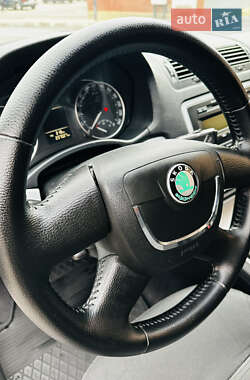 Лифтбек Skoda Octavia 2010 в 