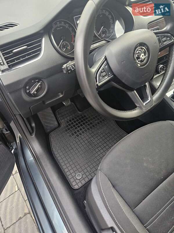 Лифтбек Skoda Octavia 2017 в Мукачево