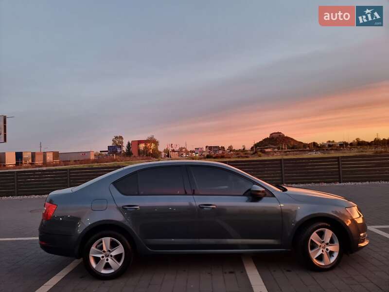 Лифтбек Skoda Octavia 2017 в Мукачево