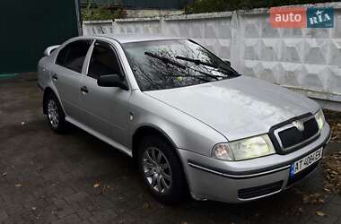 Лифтбек Skoda Octavia 2003 в 