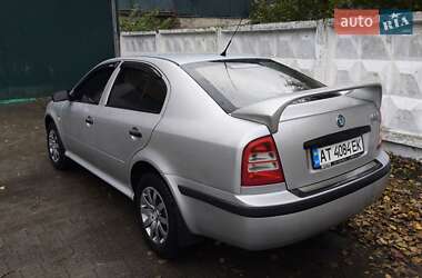 Лифтбек Skoda Octavia 2003 в 