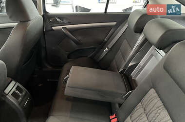 Лифтбек Skoda Octavia 2010 в 