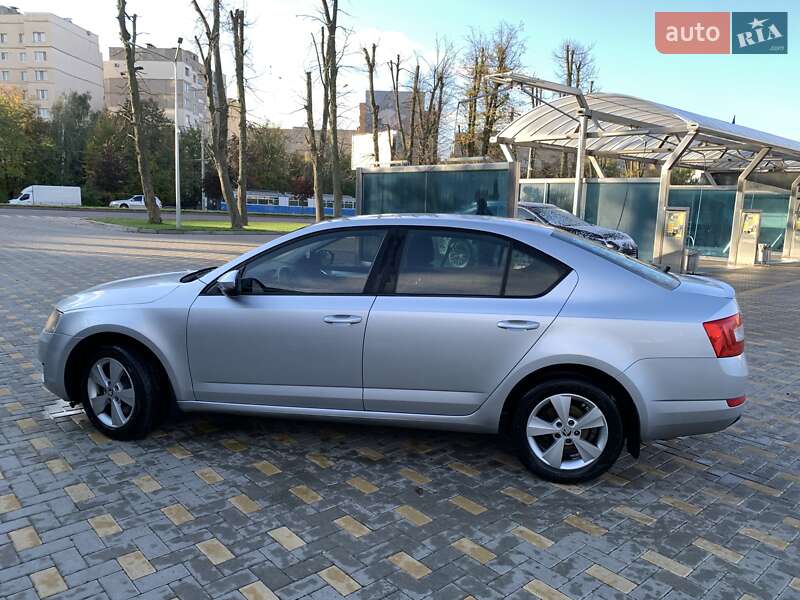 Лифтбек Skoda Octavia 2013 в Виннице
