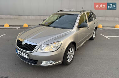 Универсал Skoda Octavia 2010 в 