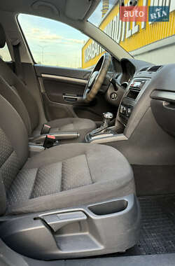 Универсал Skoda Octavia 2010 в 