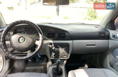 Лифтбек Skoda Octavia 2003 в 