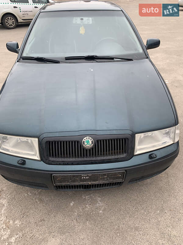 Лифтбек Skoda Octavia 2002 в  фото Лифтбек Skoda Octavia 2002 в