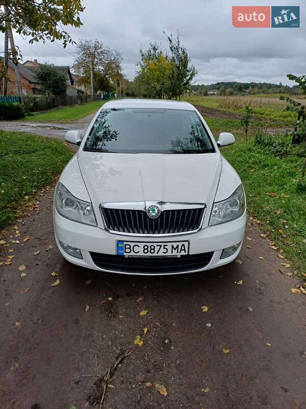 Лифтбек Skoda Octavia 2011 в 