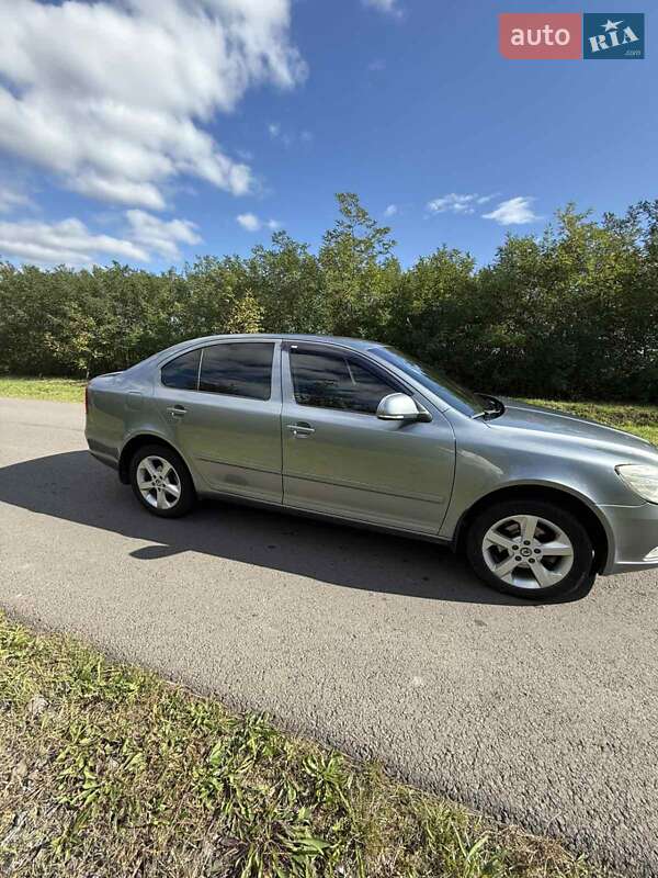 Лифтбек Skoda Octavia 2013 в Мукачево