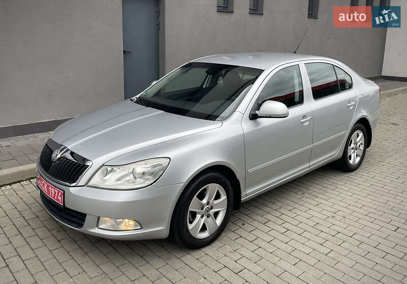Лифтбек Skoda Octavia 2009 в Мукачево