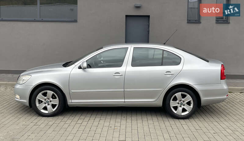 Лифтбек Skoda Octavia 2009 в Мукачево