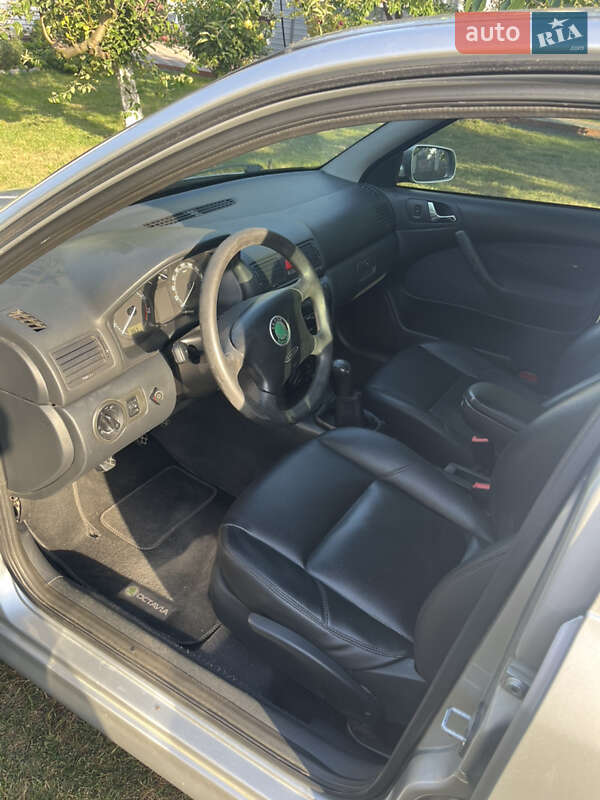 Лифтбек Skoda Octavia 2006 в Белой Церкви