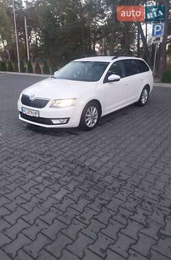 Универсал Skoda Octavia 2015 в Маневичах