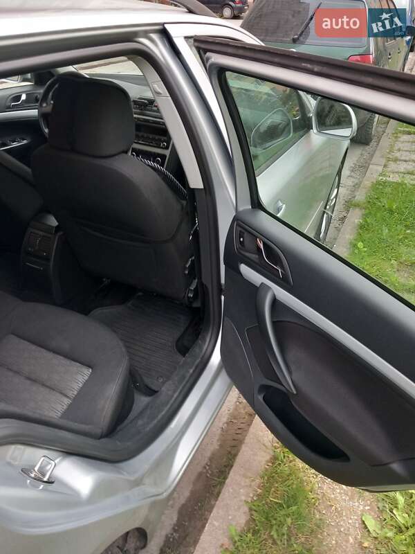 Универсал Skoda Octavia 2011 в Ивано-Франковске